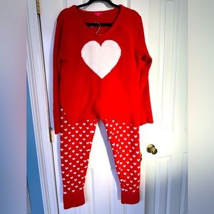 Betsy Johnson Valentines heart chenille lounge set.